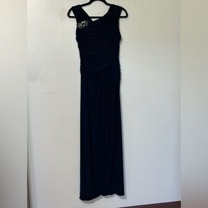 Adrianna Papell Navy Blue Ruched Bodice Evening Gown beaded strap detail size 8